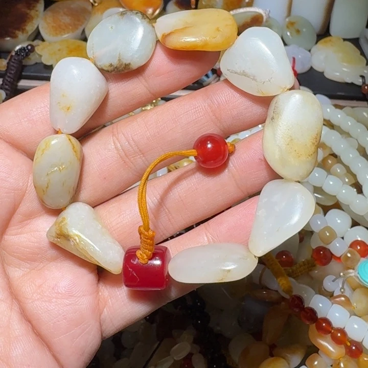 和田玉未镶嵌手链