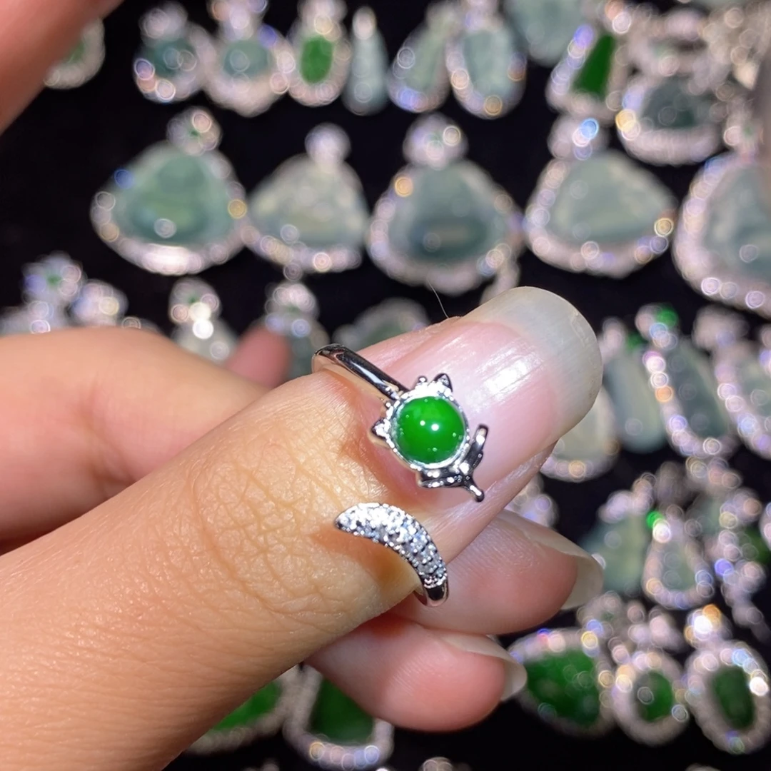 翡翠未镶嵌颈饰天然