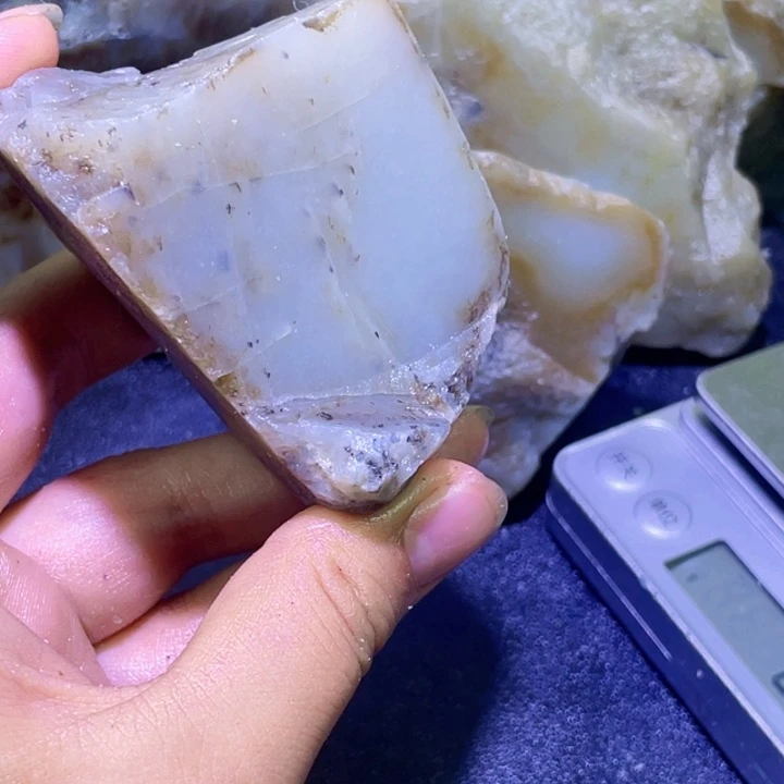 未镶嵌和田玉珠宝半成品