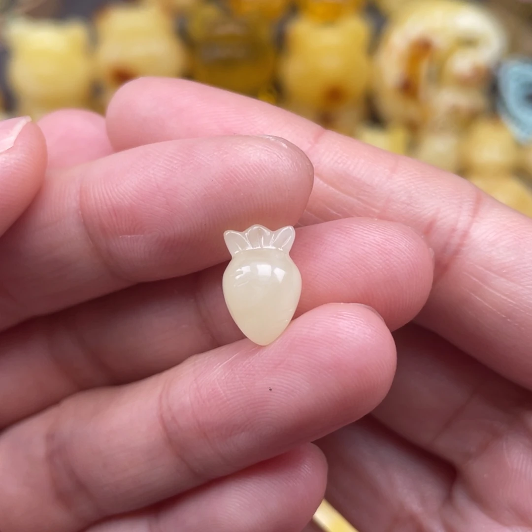 裸石琥珀未镶嵌蜜蜡