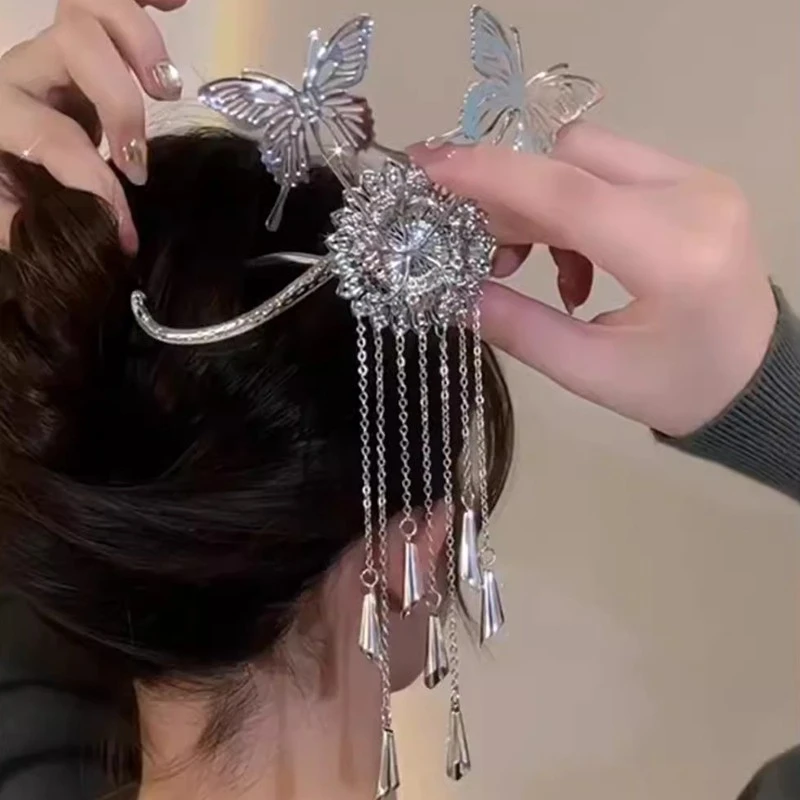 新中式复古感国风蝴蝶风铃流苏发钗扭扭夹古风后脑勺盘发发饰女潮