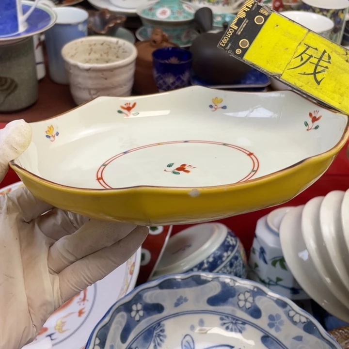 他家瓷器真美…开播了