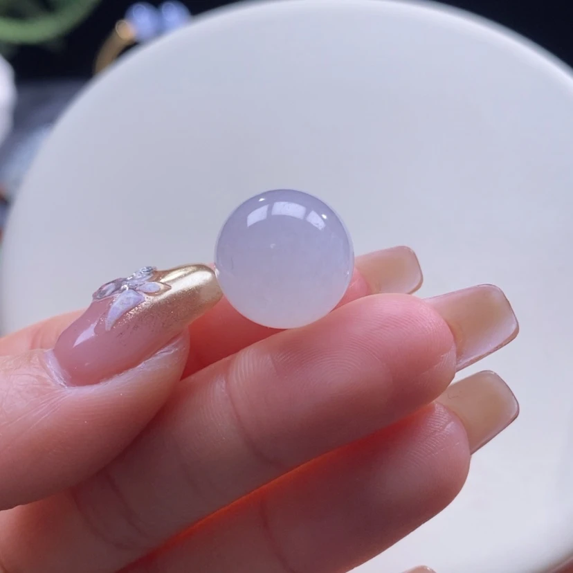 【闪购商品】翡翠颈饰未镶嵌小***?翡翠白冰珠