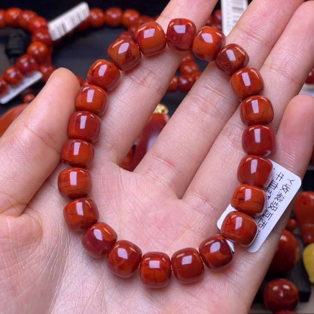 南红玛瑙其他未镶嵌?***?9➕顶品瓦西牛血火焰老型手串