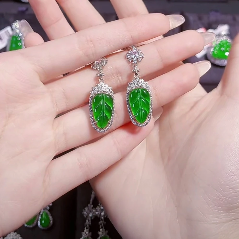 天然翡翠A货叶子耳坠