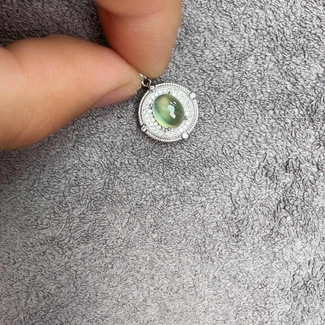 银S925镶嵌葡萄石吊坠(不含链)S****y一个