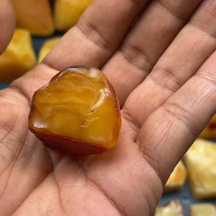 定制蜜蜡未镶嵌玛*天然蜜蜡原石