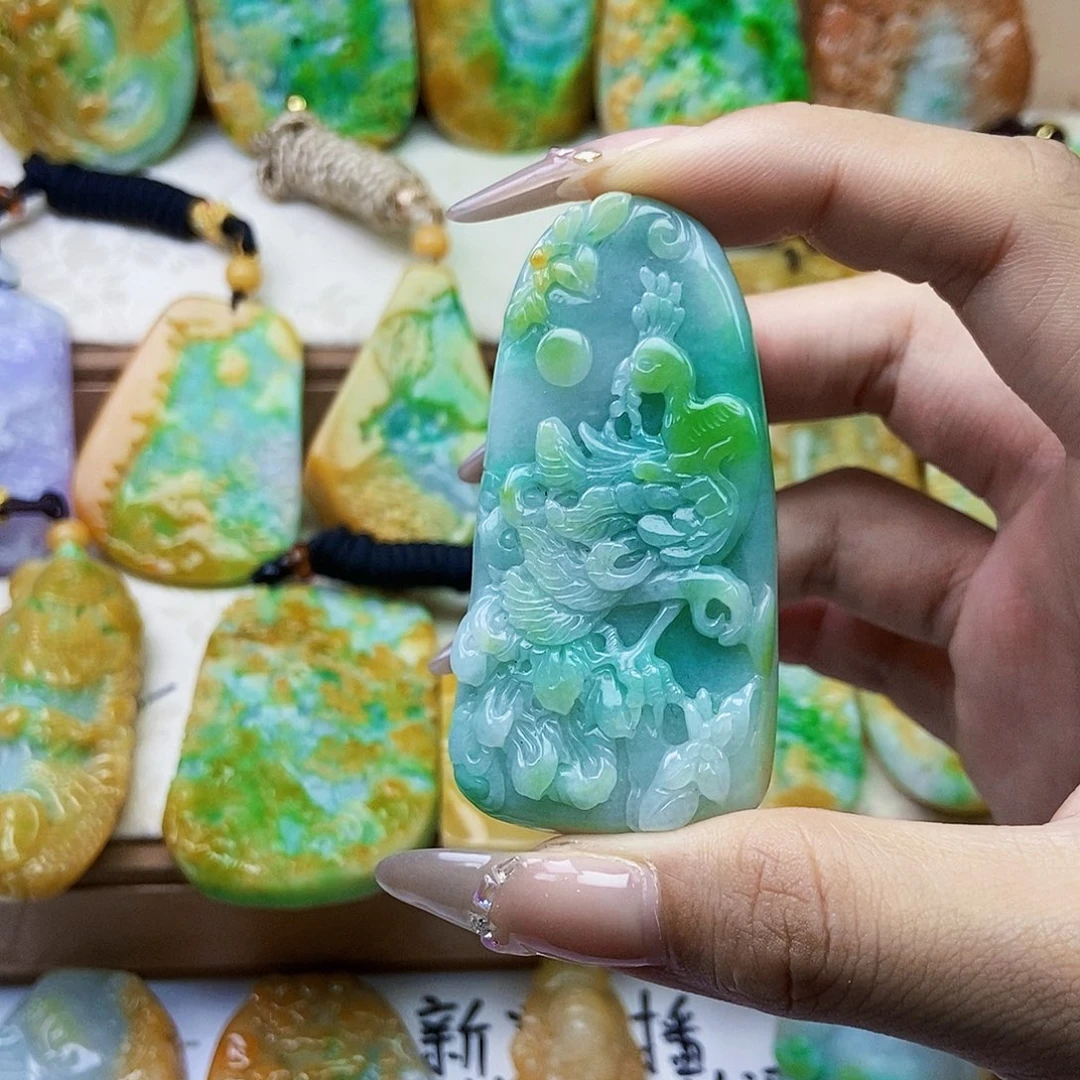 定制翡翠未镶嵌翡翠