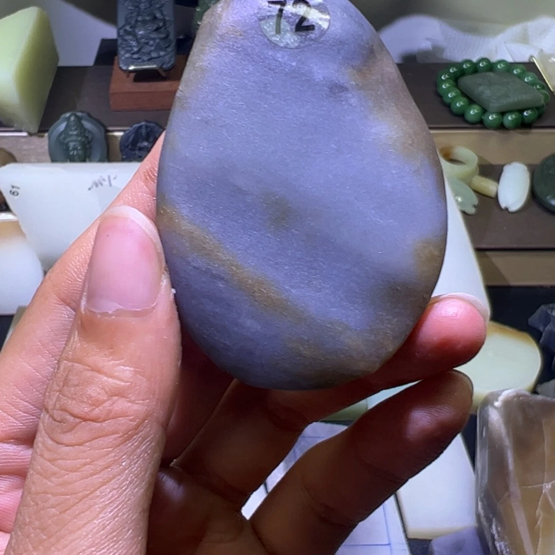和田玉未镶嵌珠宝半成品