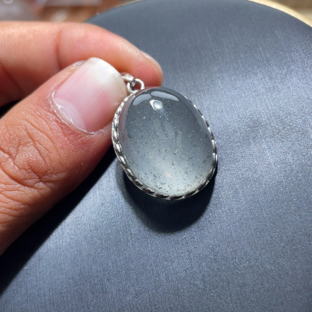 银S925镶嵌水晶吊坠(不含链)