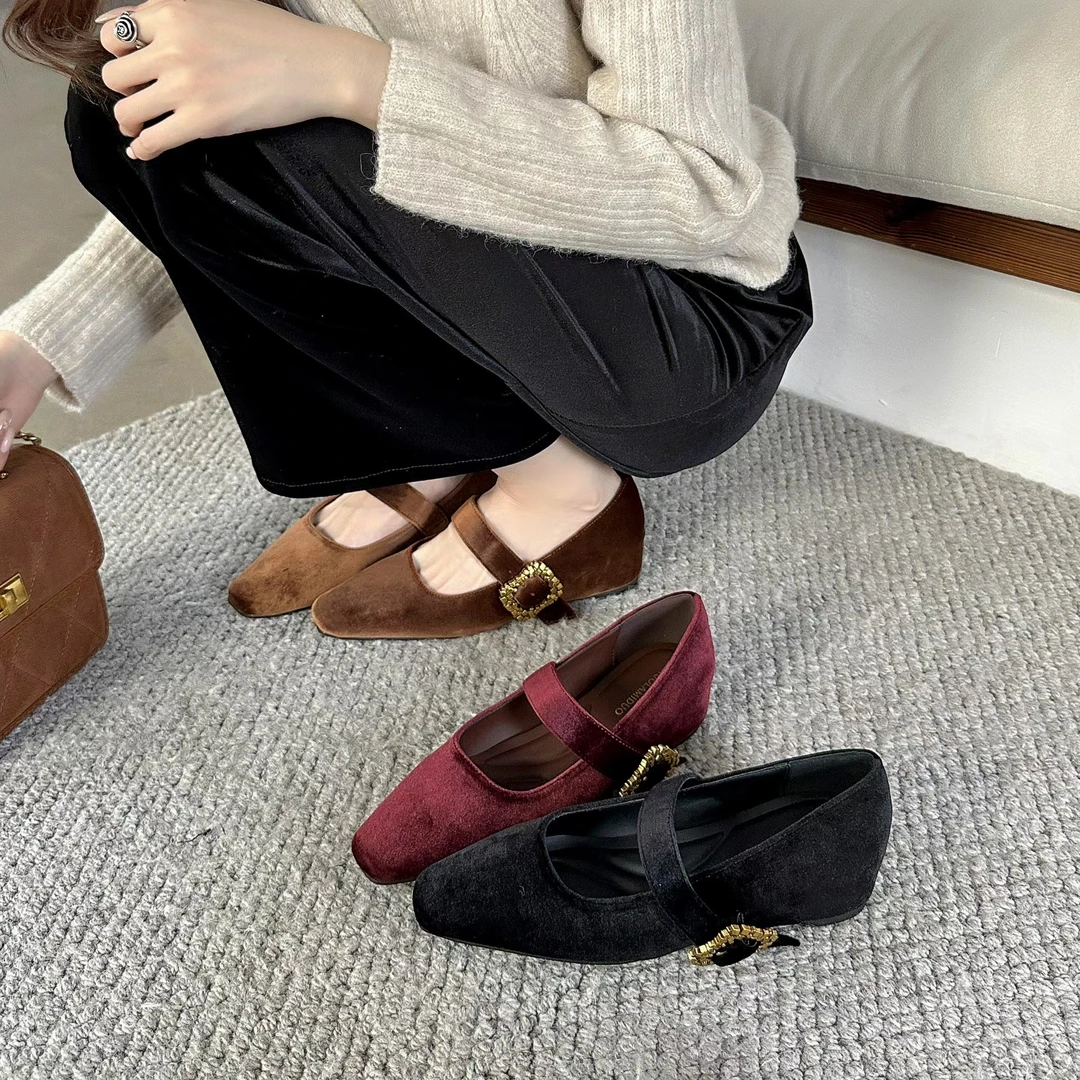 新款气质型内增高鞋