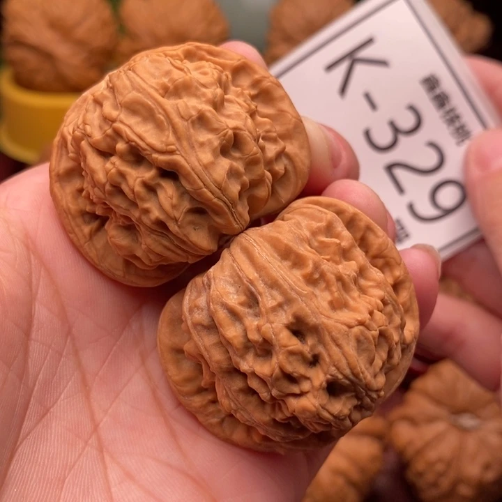 文玩核桃把件球白40