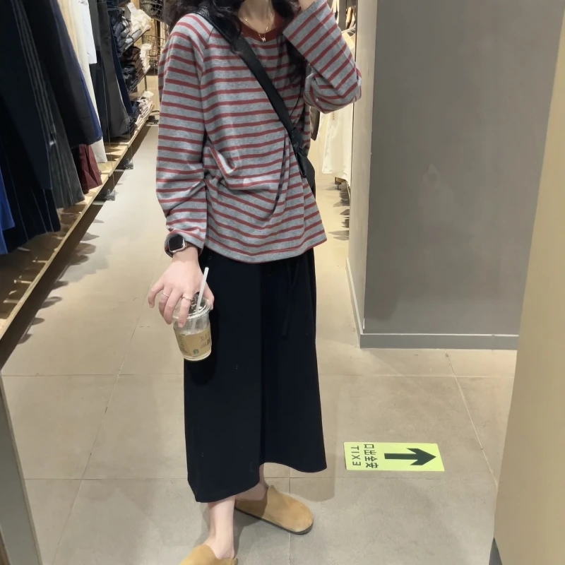 韩系撞色红色条纹圆领长袖T恤女2025秋冬新款宽松百搭套头打底衫