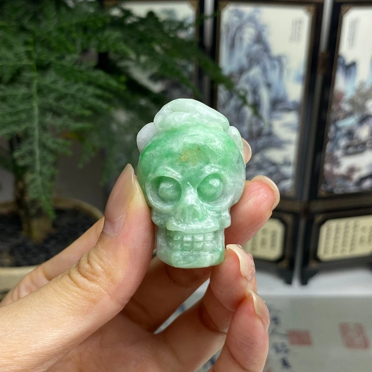毛货 飘绿生肖蛇骷髅头特色吊坠花件 天然翡翠A货