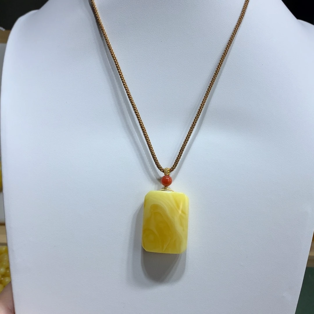 蜜蜡颈饰未镶嵌无事牌