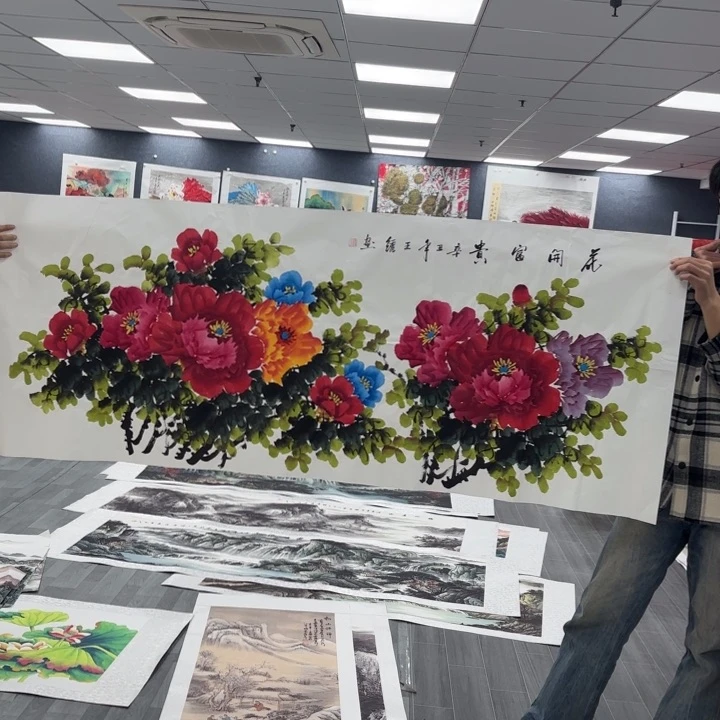 字画等多种形式的艺术作品和艺术