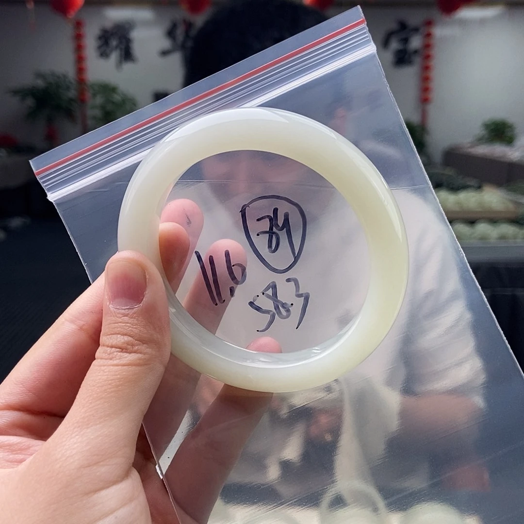 和田玉颜色多样性发拍一发一未镶嵌