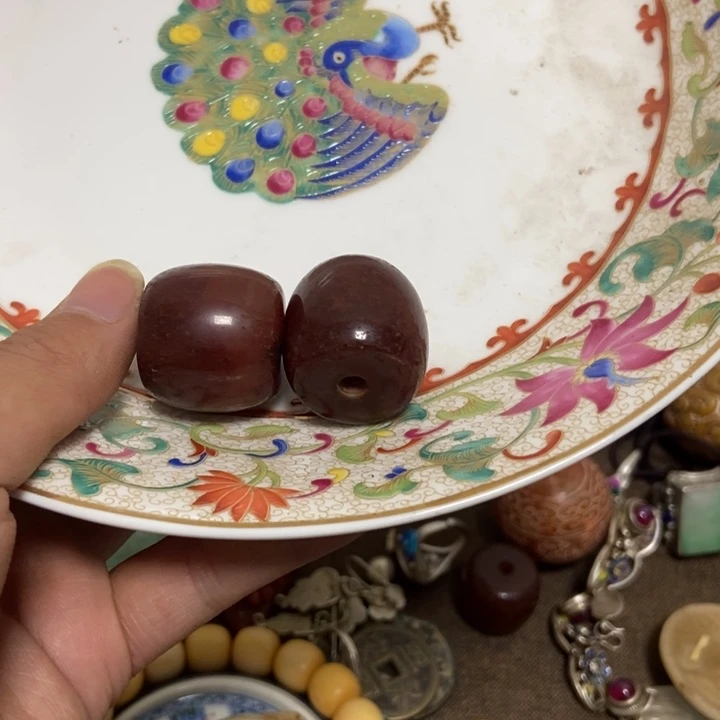 瓷片忱*瓷盘老玛瑙珠子