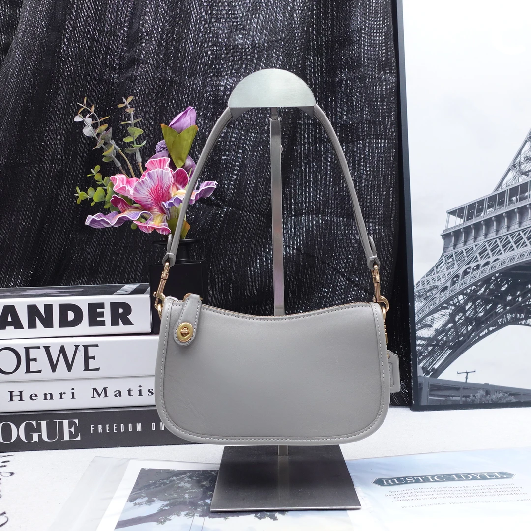 95新 COACH/蔻驰 单肩包/T10214022