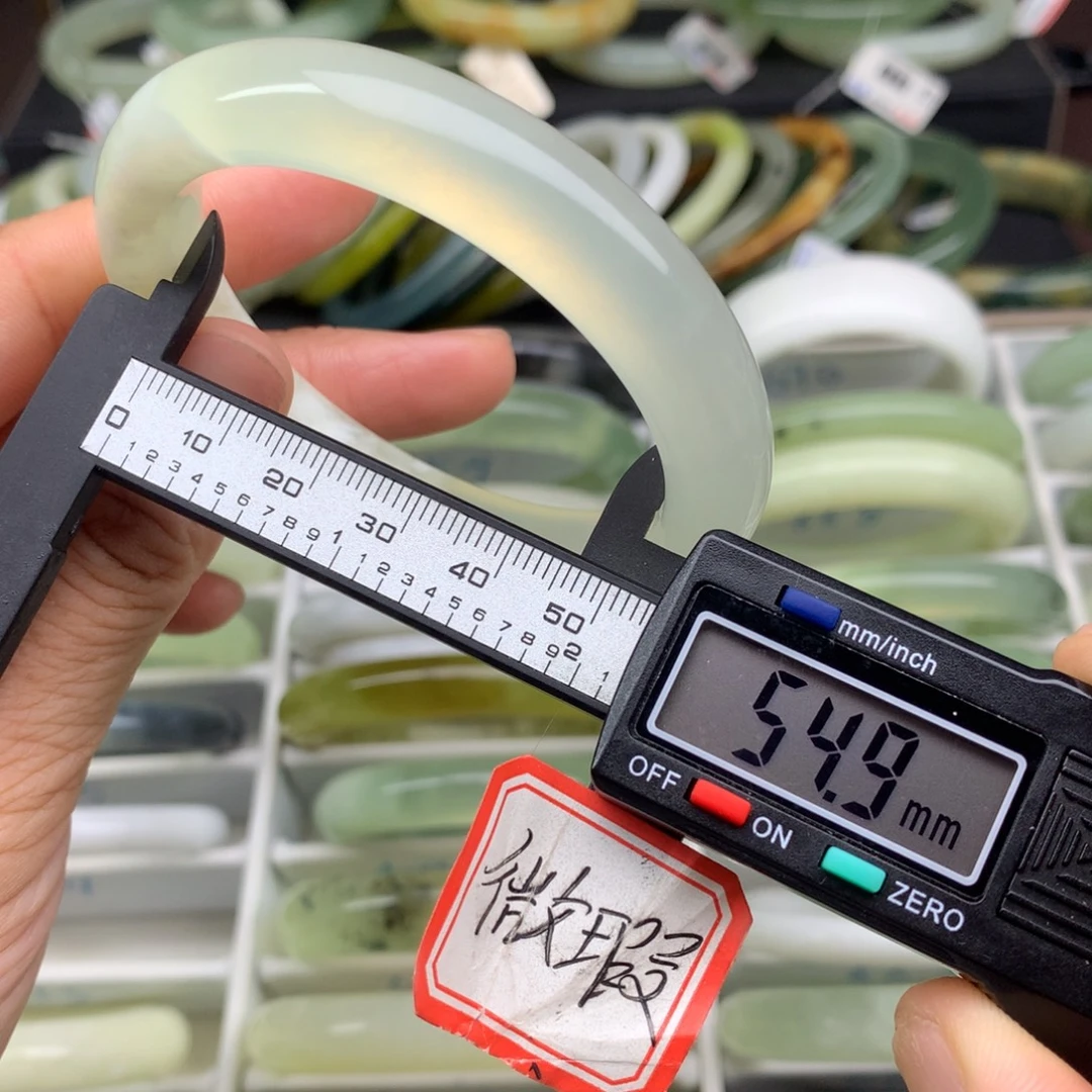 未镶嵌蛇纹石玉手镯673