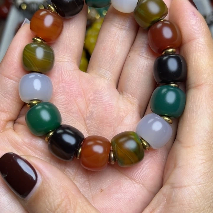 玛瑙/玉髓未镶嵌颈饰