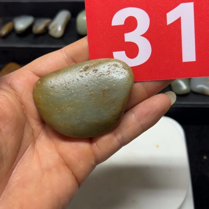 和田玉（糖玉）未镶嵌挂件