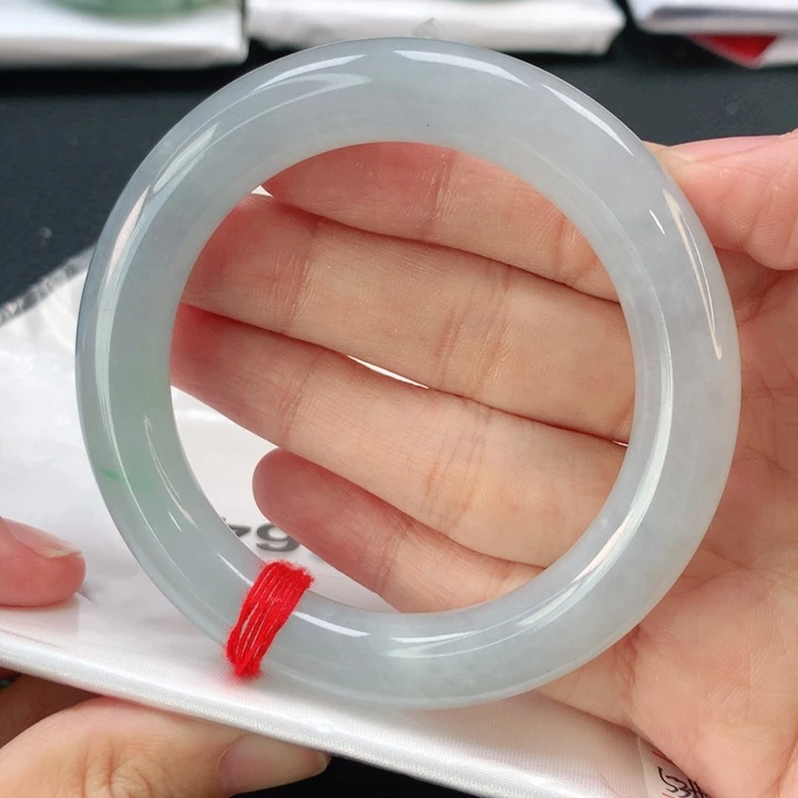 翡翠手镯未镶嵌缅甸53圆