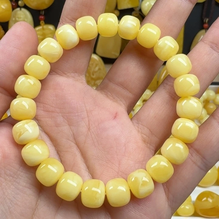 蜜蜡未镶嵌珠宝奇石