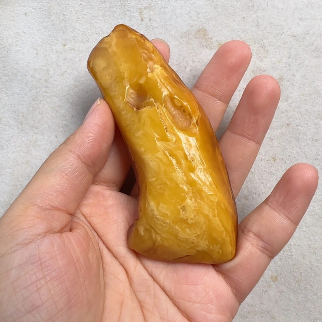 蜜蜡未镶嵌珠宝奇石