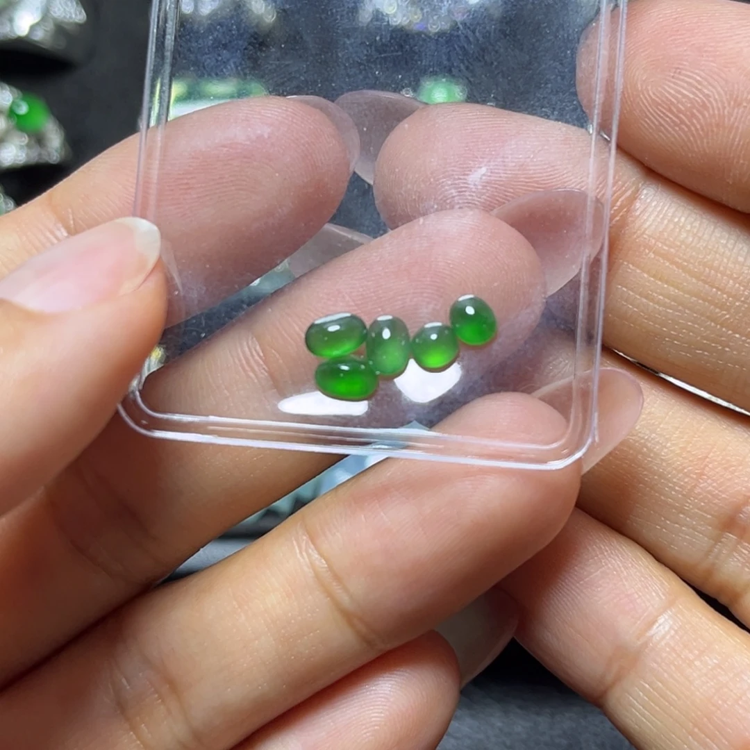 翡翠未镶嵌戒指缅甸天然翡翠Ａ货