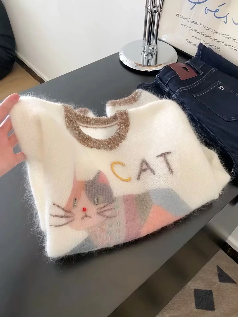 2025秋季新款韩系通勤气质穿搭圆领猫咪印花长袖针织上衣时尚女装