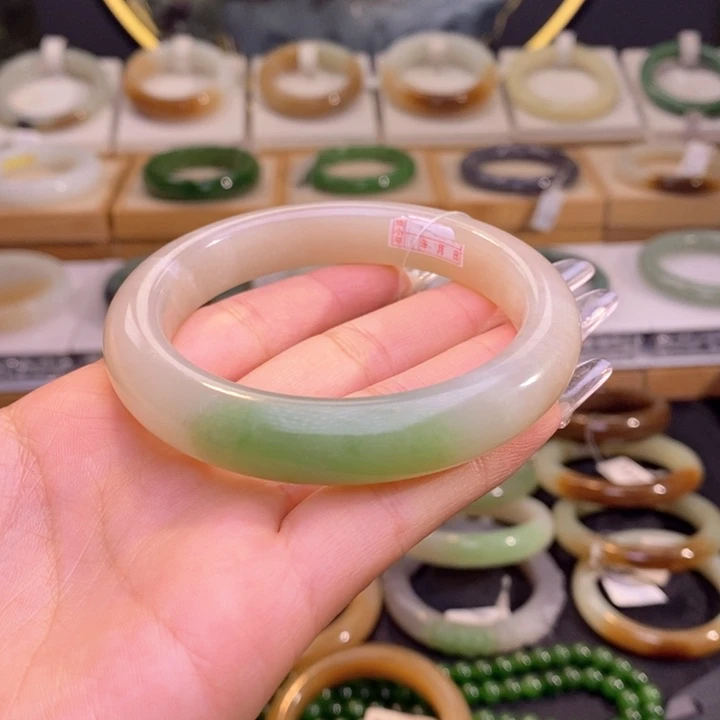 和田玉未镶嵌珠宝奇石56+