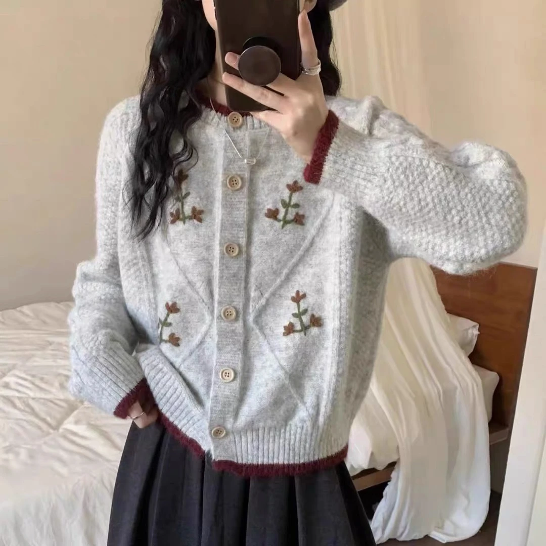 【01-199合集】2025年韩版宽松常规蝴蝶结毛针织衫针织休闲固色