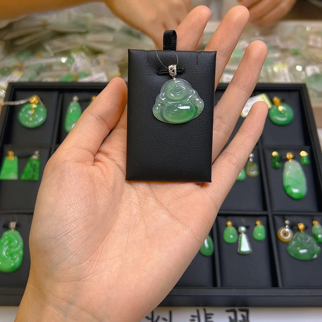 翡翠吊坠(不含链)18K金镶嵌翡翠