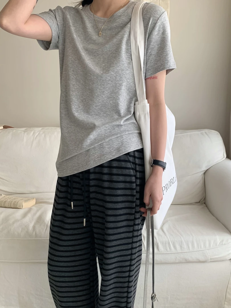 透气纯色韩系修身型夏季T恤开叉短袖设计感圆领抗皱