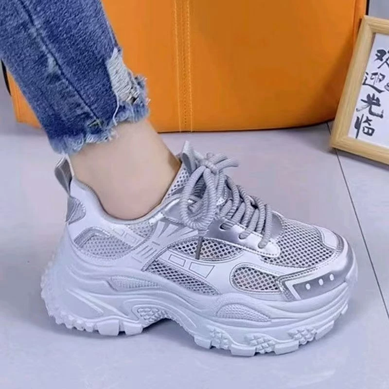 明星同款百搭鞋子2025增高新款网面透气运动鞋爆款厚底网红老爹鞋