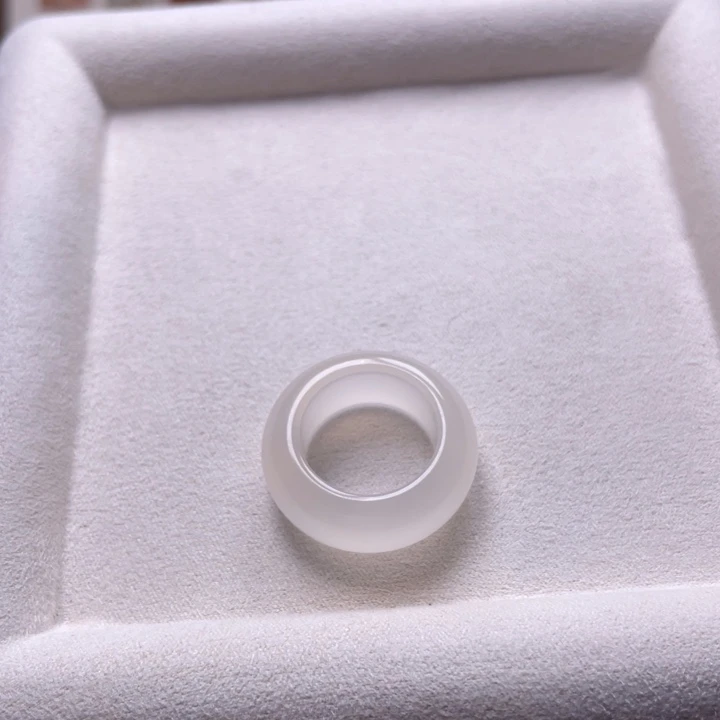 玛瑙/玉髓戒指未镶嵌大***茜