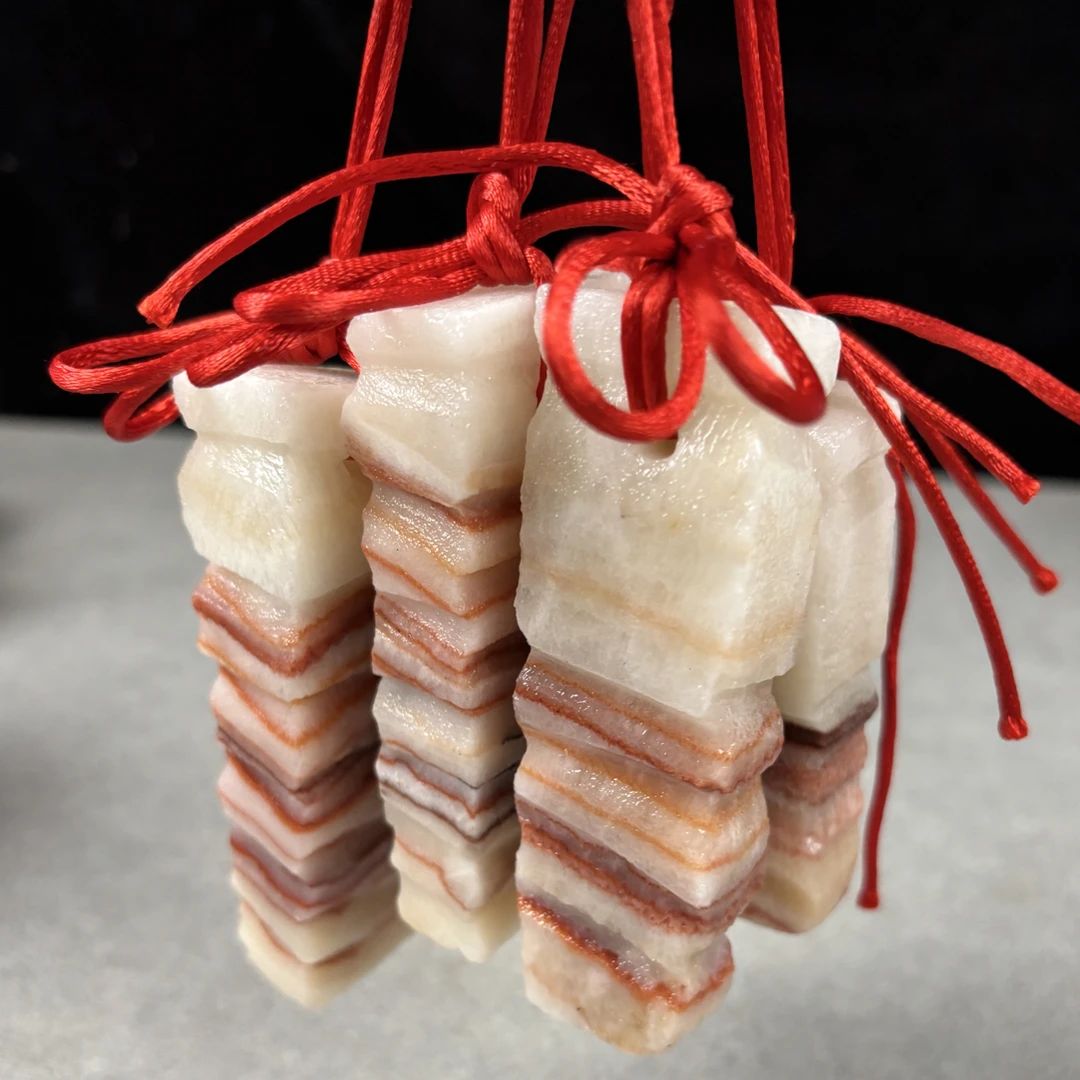 广西天然猪肉石手把件挂件可用于猪肉石 奇石摆件