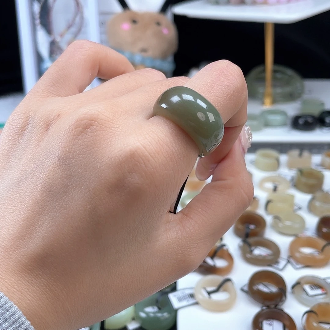 和田玉未镶嵌戒指P70冰透绿馒头17.6不退换