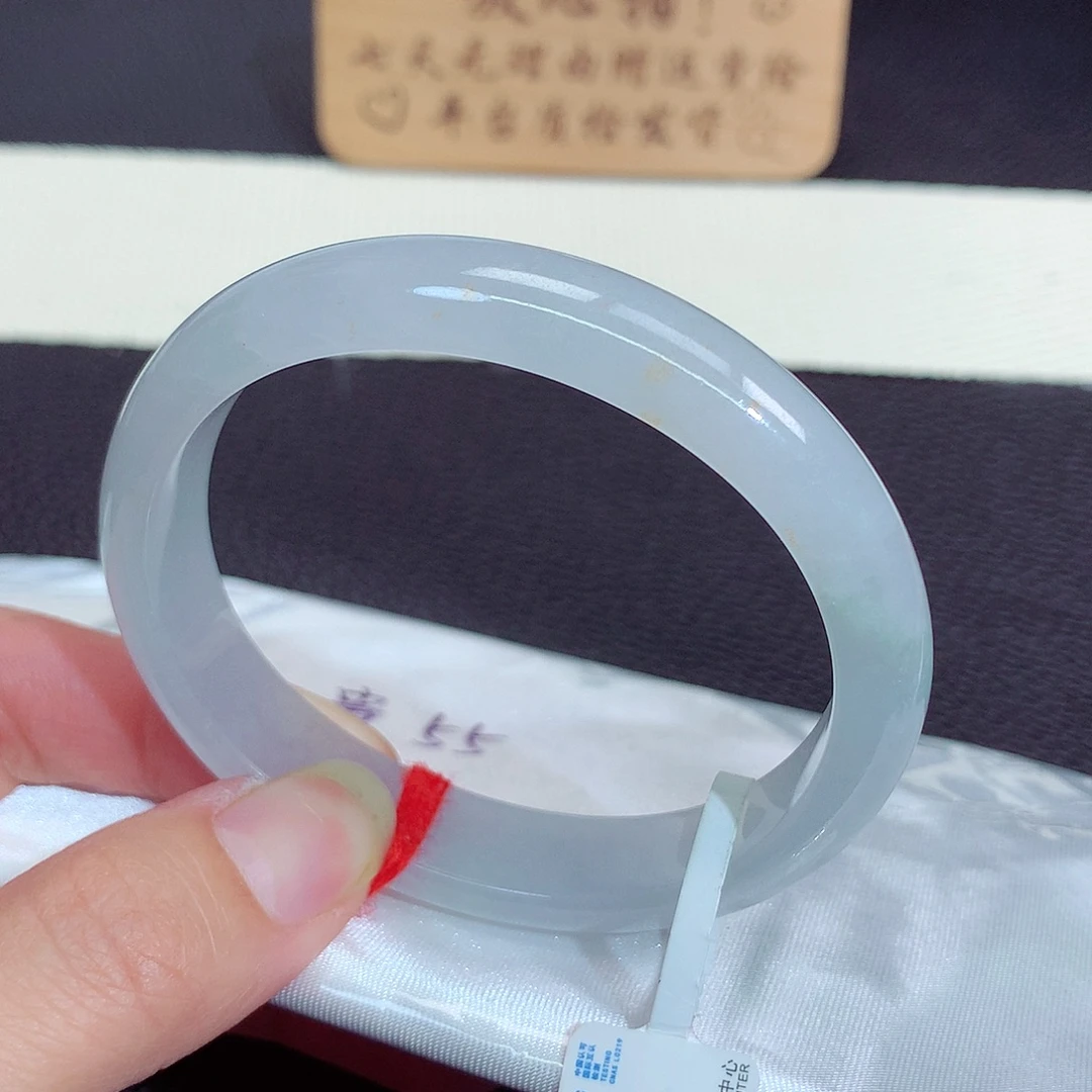 翡翠未镶嵌手镯577