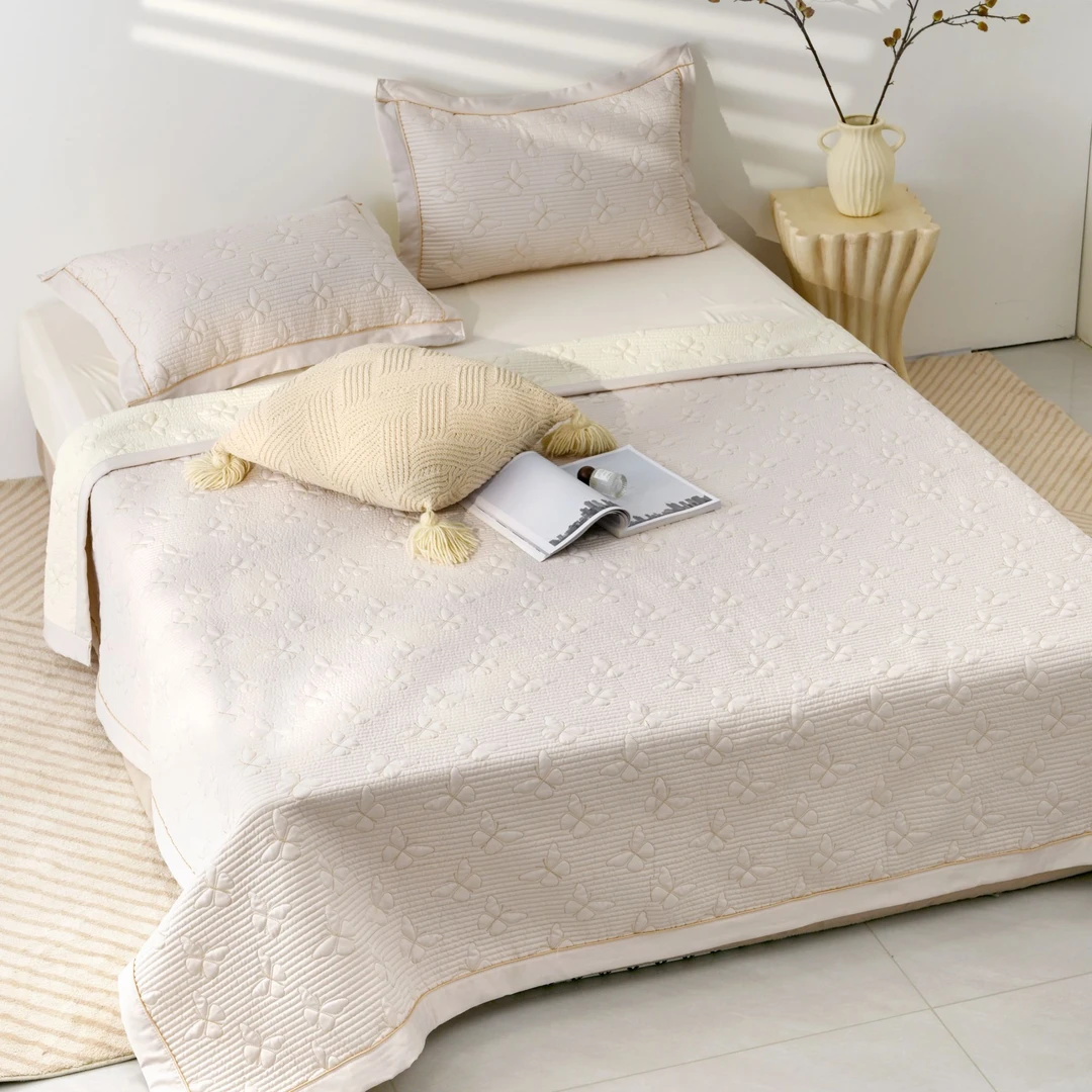 【AAA蝶舞系列】韩国尾单轻奢贡缎刺绣卧室绗缝床盖