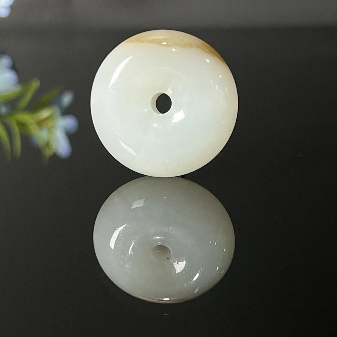 1219GY8804和田玉挂件