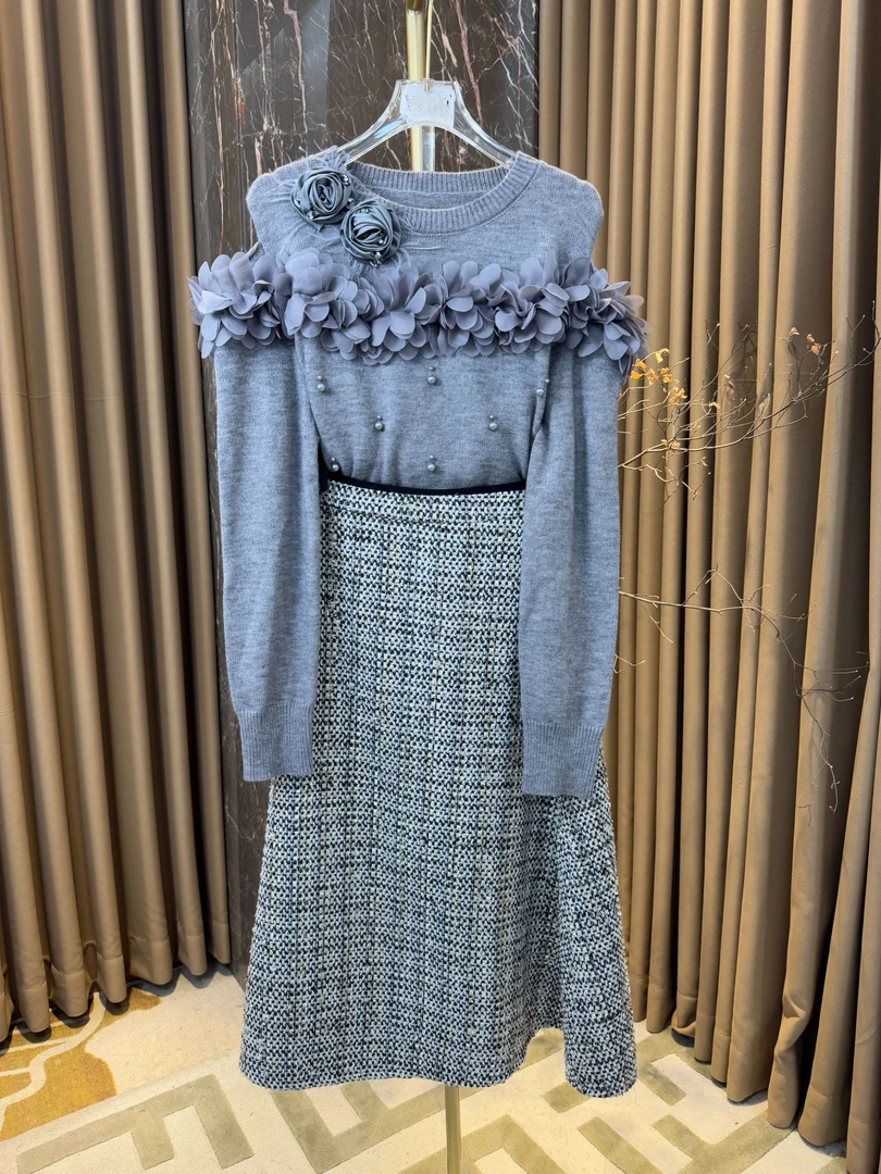 芙娜妮新款休闲洋气衣服女一整套穿搭气质显瘦女装套装F2510480