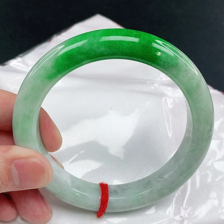 翡翠手镯未镶嵌圈63。0B01