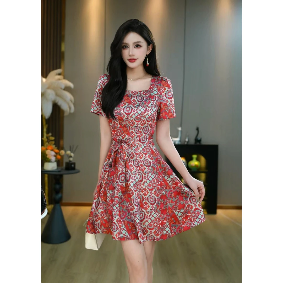 【金玉红颜】复古新中式国风轻奢气质收腰显瘦方领连衣裙 B5923