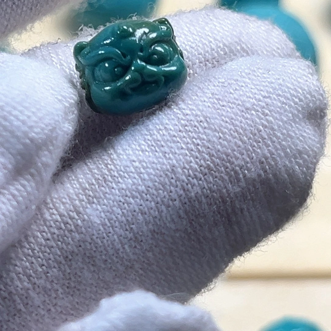 绿松石未镶嵌兽珠
