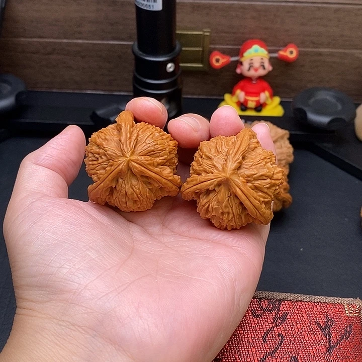 1***4把件文玩核桃白奔