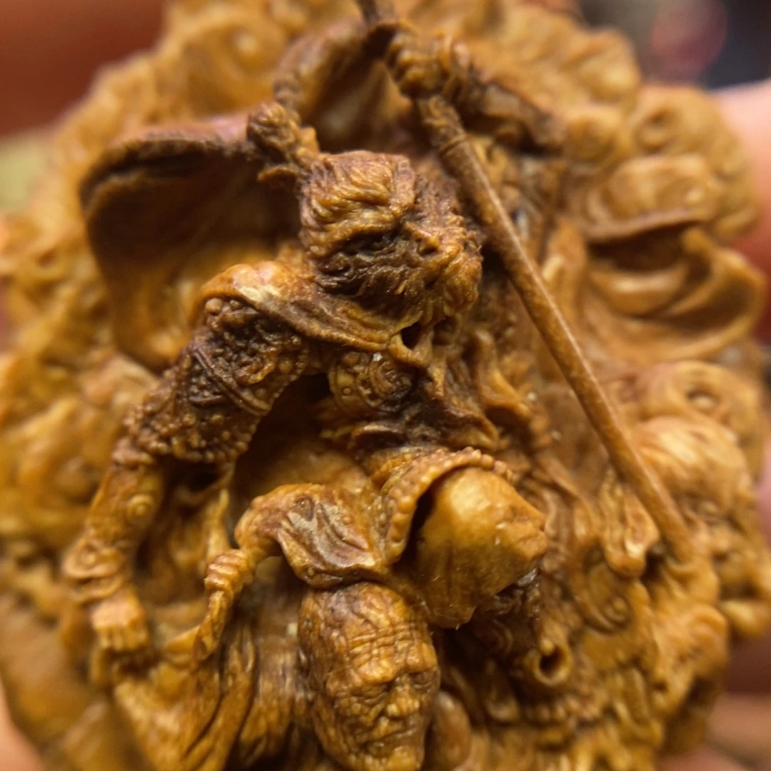 潍坊核雕桃核雕刻大圣