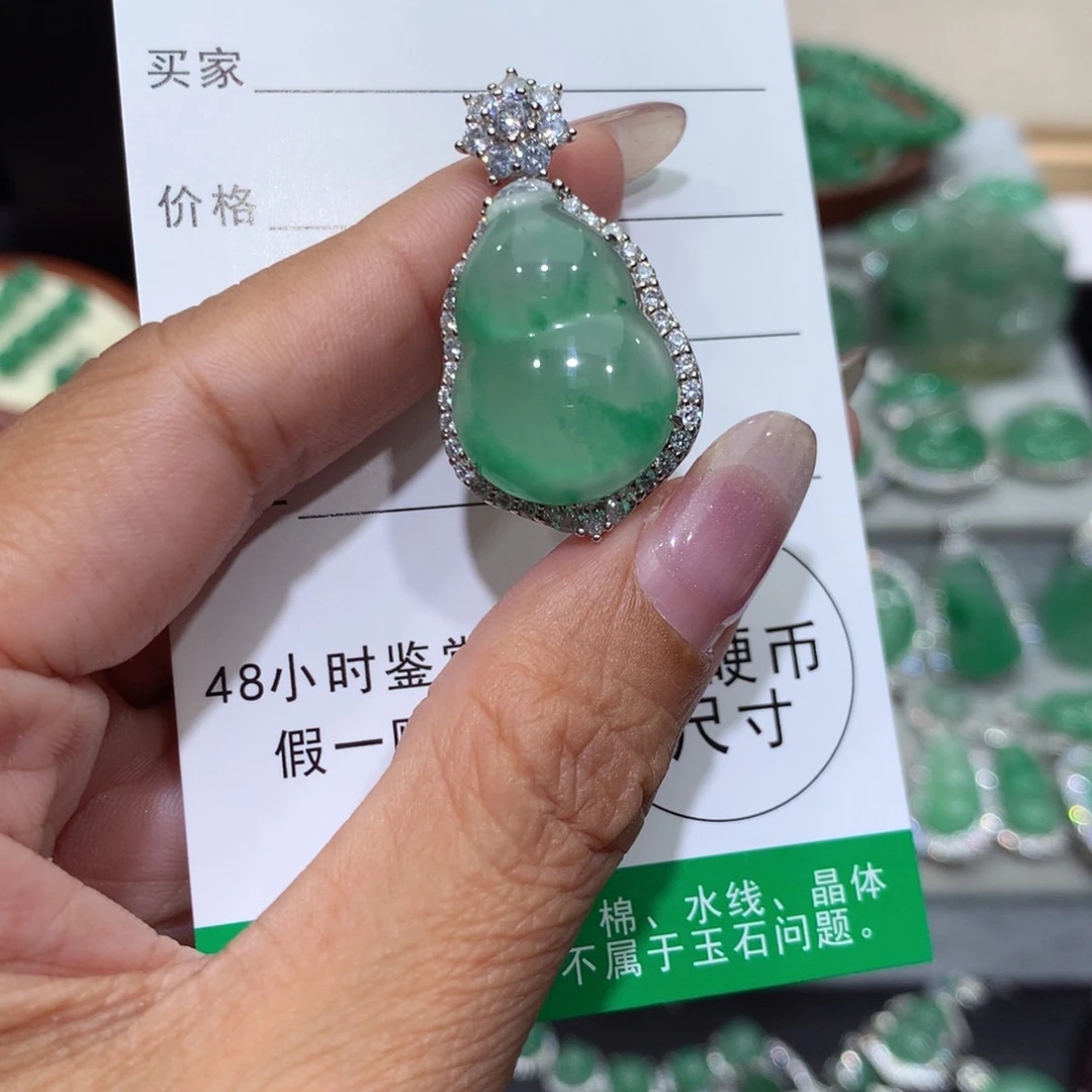 颈饰银S925镶嵌石英质玉