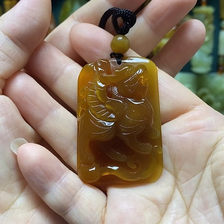 未镶嵌岫玉吊坠(赠链)